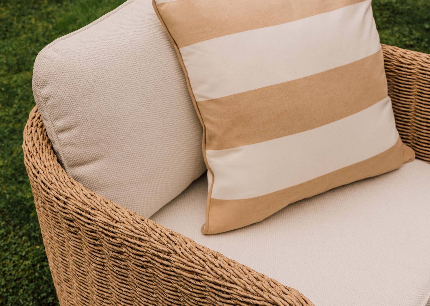 Malti Outdoor Armchair -Natural