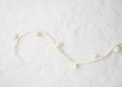 Gudfinna Knit Pompom Garland Ivory