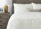Quintana Duvet Sets - White