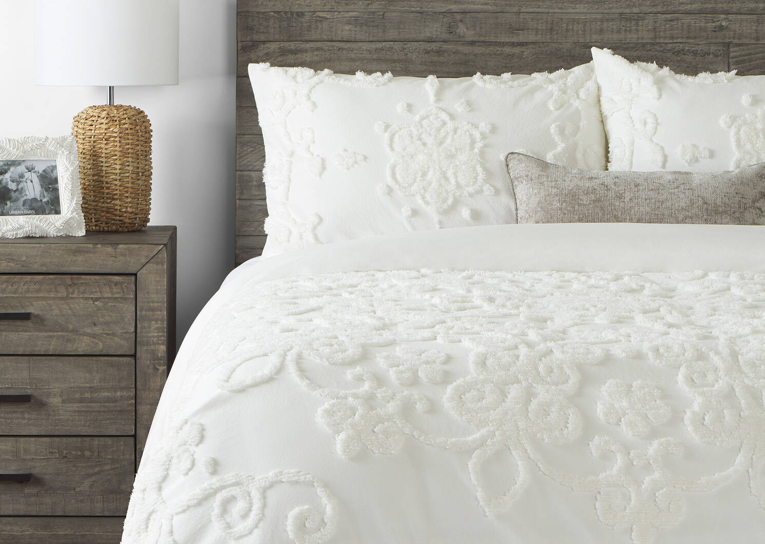 Quintana Duvet Sets - White