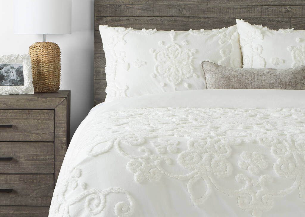 Quintana Duvet Sets - White