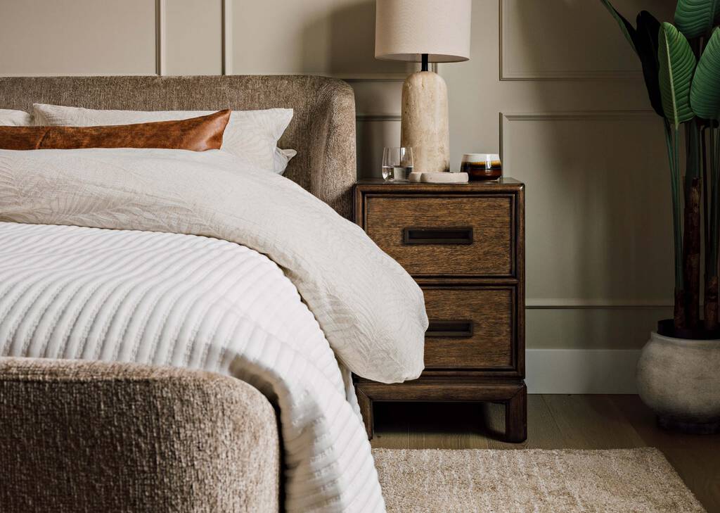 Wickham Slim Nightstand -Arwin Brandy