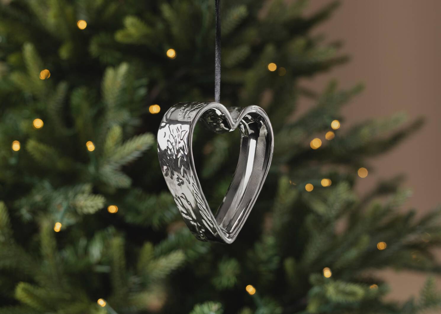 Fond Heart Ornament Silver