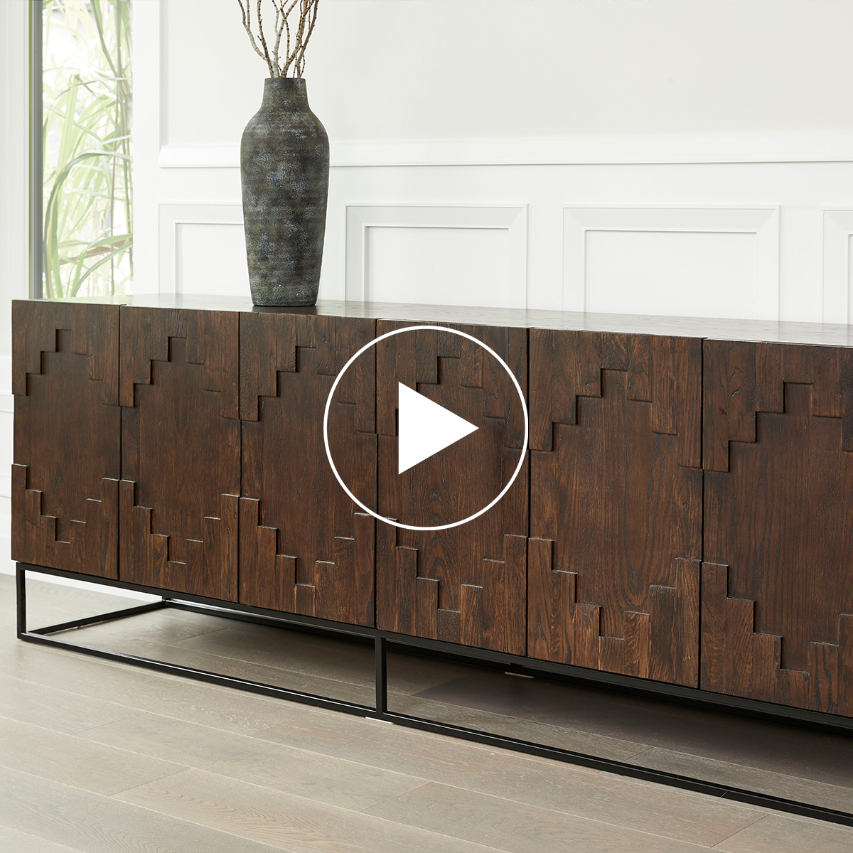 Isabelle Cabinet -Solange Café