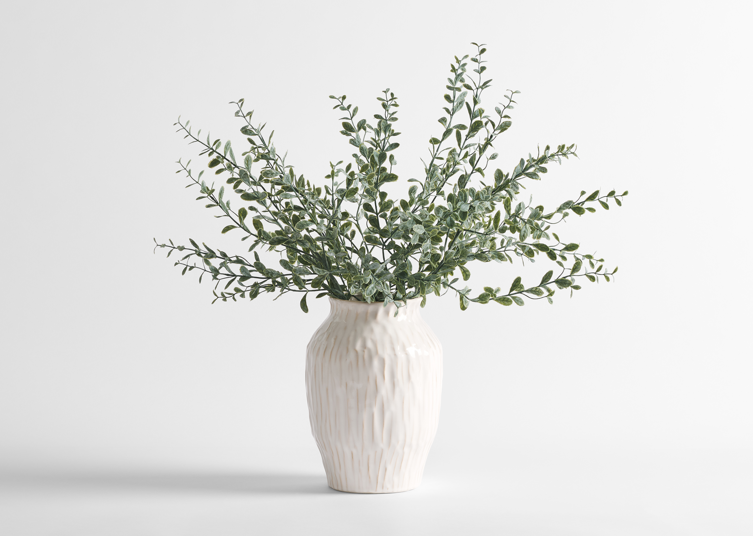 Genelle Vase & Linnea Leaf Branches