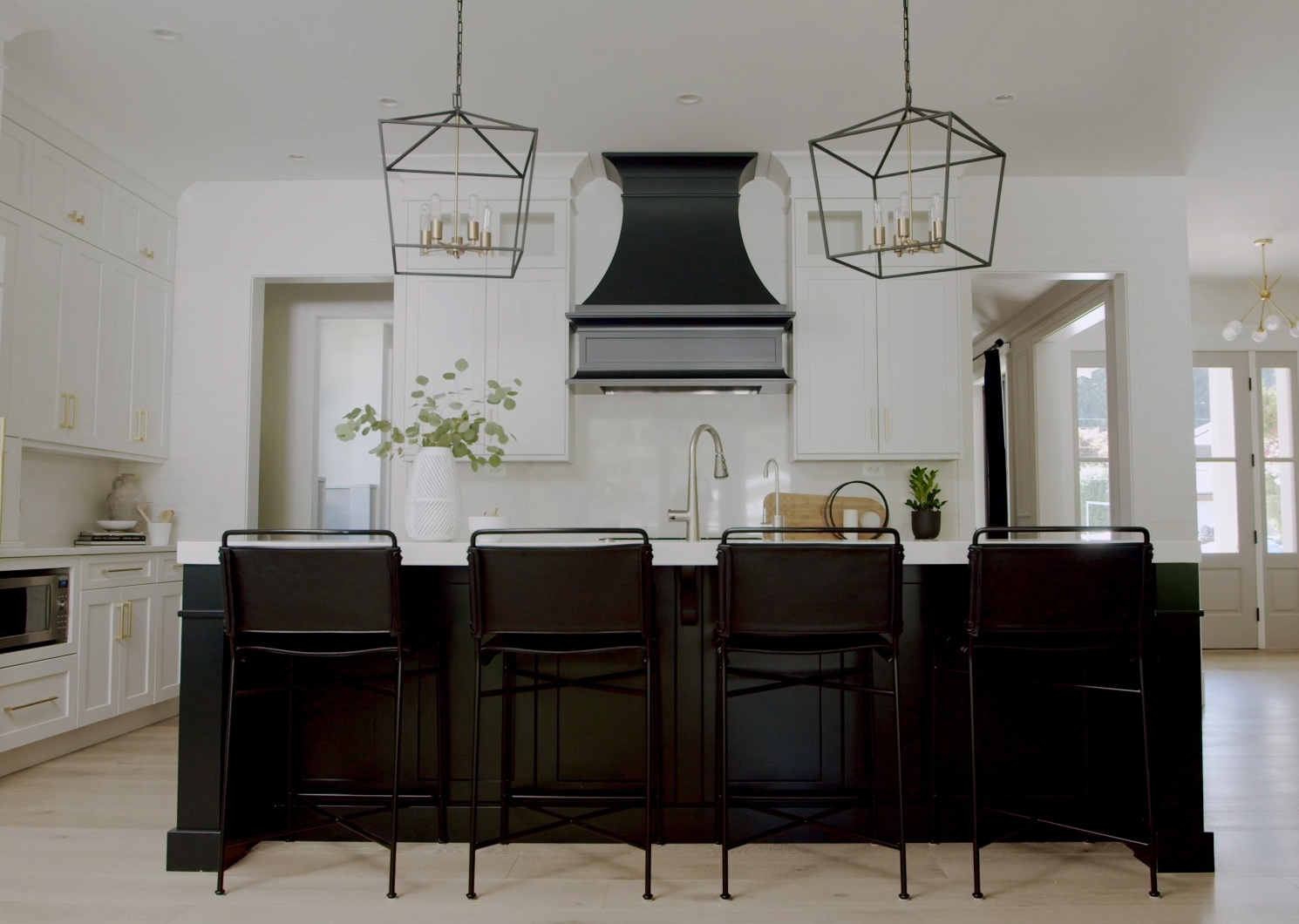 Emmory Counter Stool -Como Black