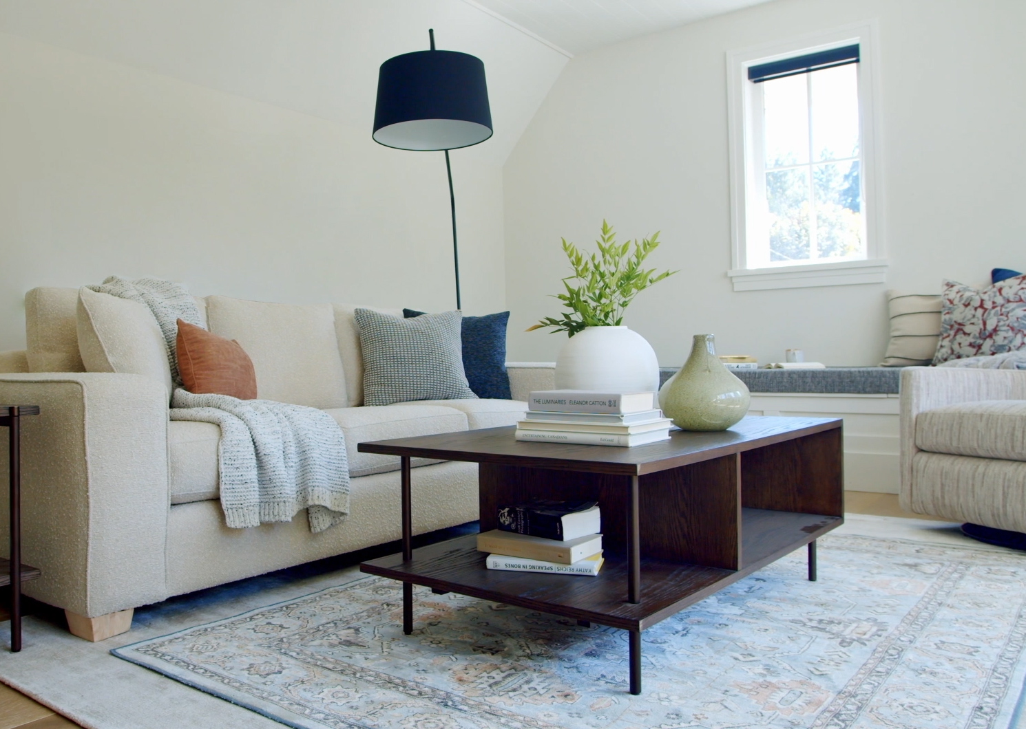 Fauteuil pivotant Sadie -Josie sable